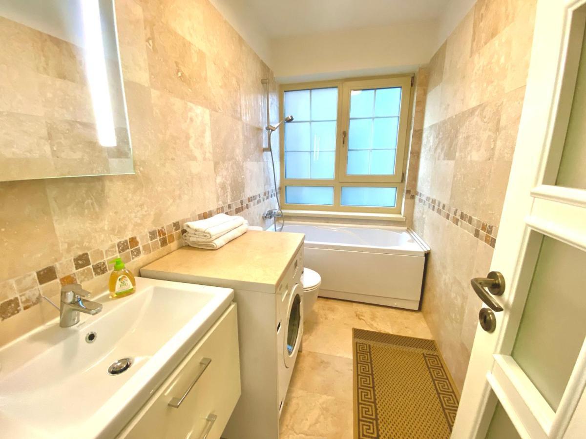 Apartament Sara Lejlighed Iasi Eksteriør billede